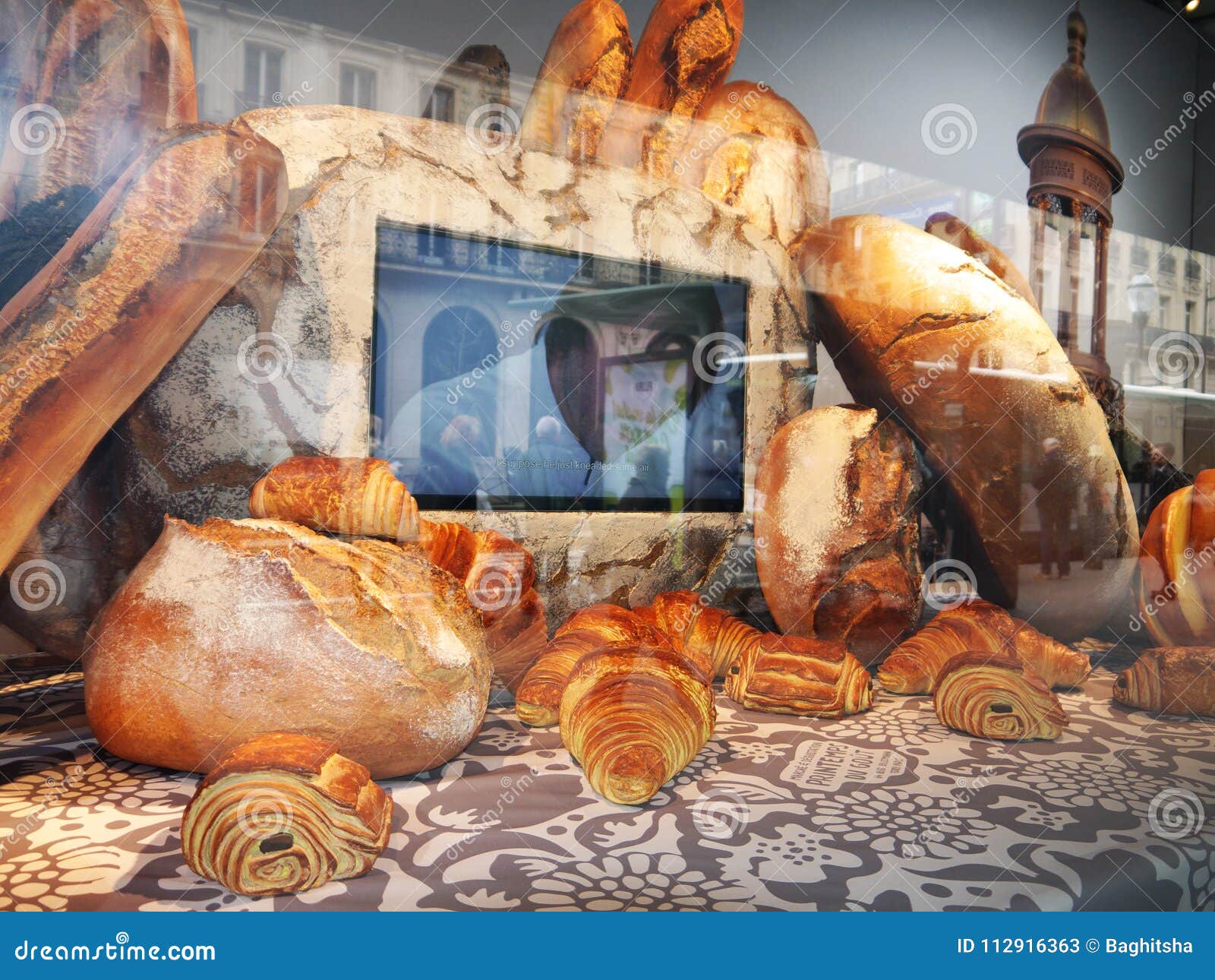 louboutin printemps haussmann